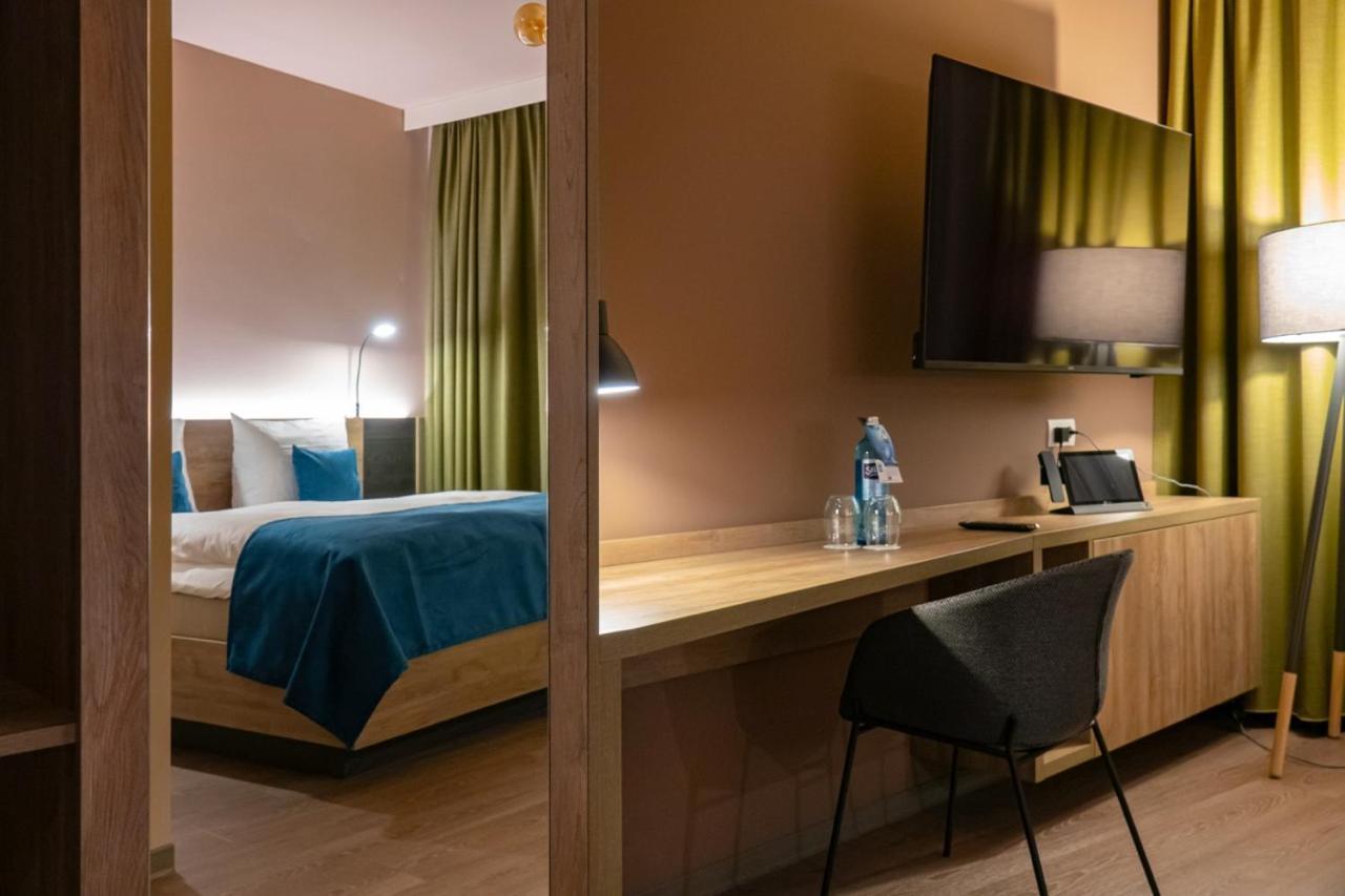 H24 Stadthotel Bernau Bernau bei Berlin Bagian luar foto